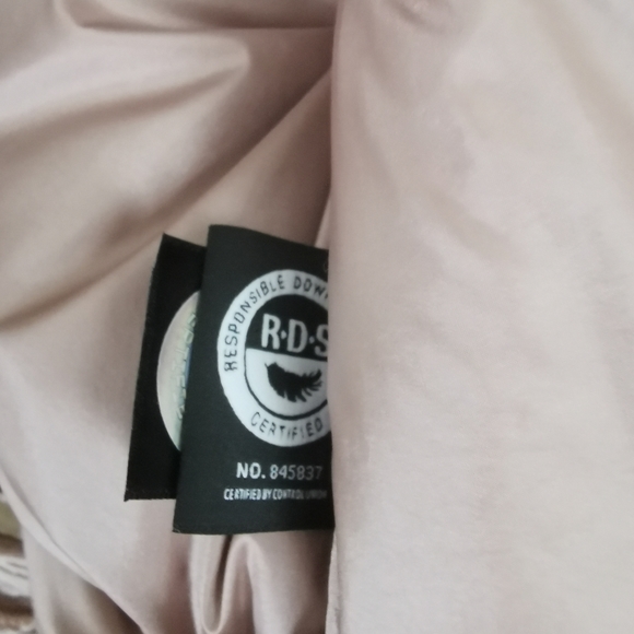 NWOT SUPER PUFF TNA ARITZIA corduroy jacket - Picture 6 of 6